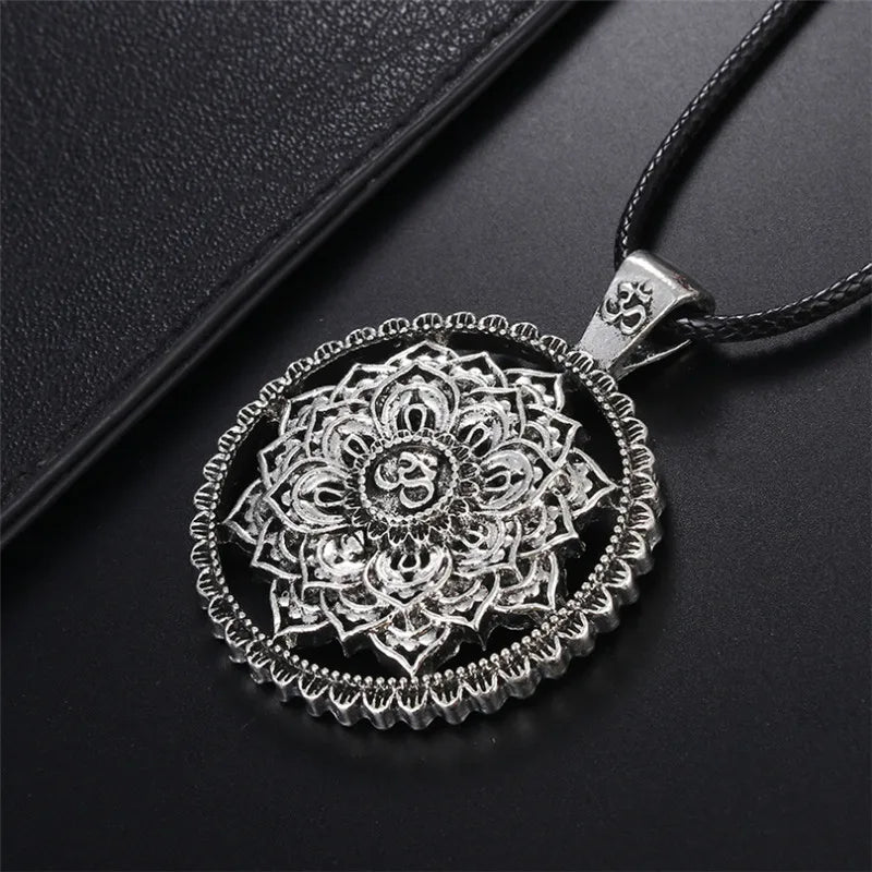 Tibet Buddhism Spiritual Prayer Necklace for Women